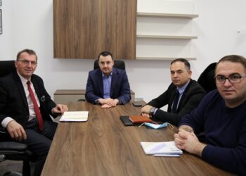 Kryetari i Sindikatës së PK-së, z. Imer Zeqiri dhe nënkryetari z. Avdi Hoti, u takuan me Drejtorin e Byrosë Kosovare të Sigurimeve, z. Sami Mazreku