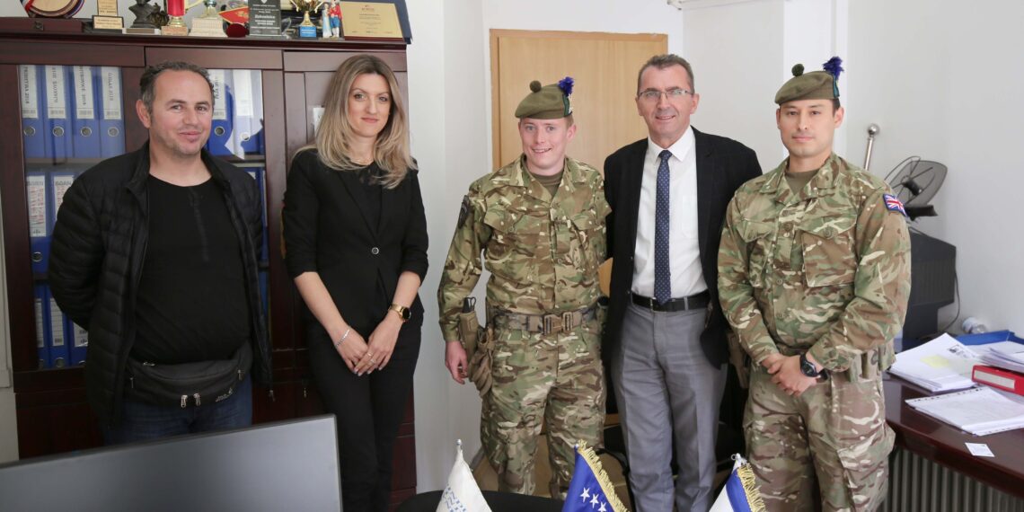 Kryetari dhe nënkryetarja e Sindikatës së Policisë së Kosovës, priten përfaqësuesit e KFOR-it britanik