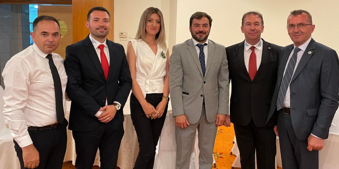 Me ftesë të kryetarit të Sindikatës së Policisë së Maqedonisë Veriore z. Marjan Kicev, Sindikata e Policisë së Kosovës në përbërje nga Imer Zeqiri Kryetar dhe Nënkryetaret Avdi Hoti dhe Edita Azemi kanë marr pjesë në manifestimin e 30-të vjetorit të Sindikatës së Policisë së Maqedonisë Veriore, nga data 26.05.2022 deri me datë 30.05.2022.