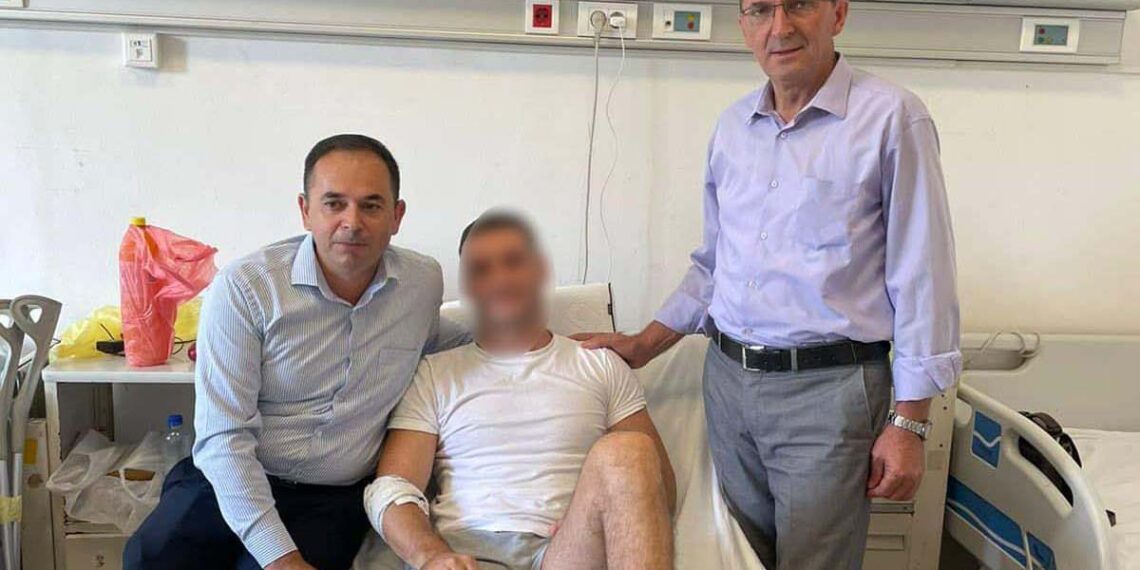 Sot me datë 04.07.2022, Sindikata e Policisë së Kosovës i vizitoj dy zyrtarët policor të sulmuar me datë 02.07.2022 gjatë kryerjes së detyrës zyrtare në Skenderaj