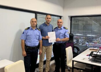 Marrëveshje bashkëpunimi mes Shoqatës së Sindikatës së Policisë së Kosovës në Mitrovicë me QTA Store SHPK Mitrovicë. Kjo marrëveshje ka për qellim që t’u mundësoj të gjithë anëtareve të Sindikatës së Policisë së Kosovës – Shoqata Sindikale – Regjioni i Mitrovicës zbritje te arka 3% të mallit të blerë në kategorinë (ushqim, higjienë, tekstil dhe teknikë).