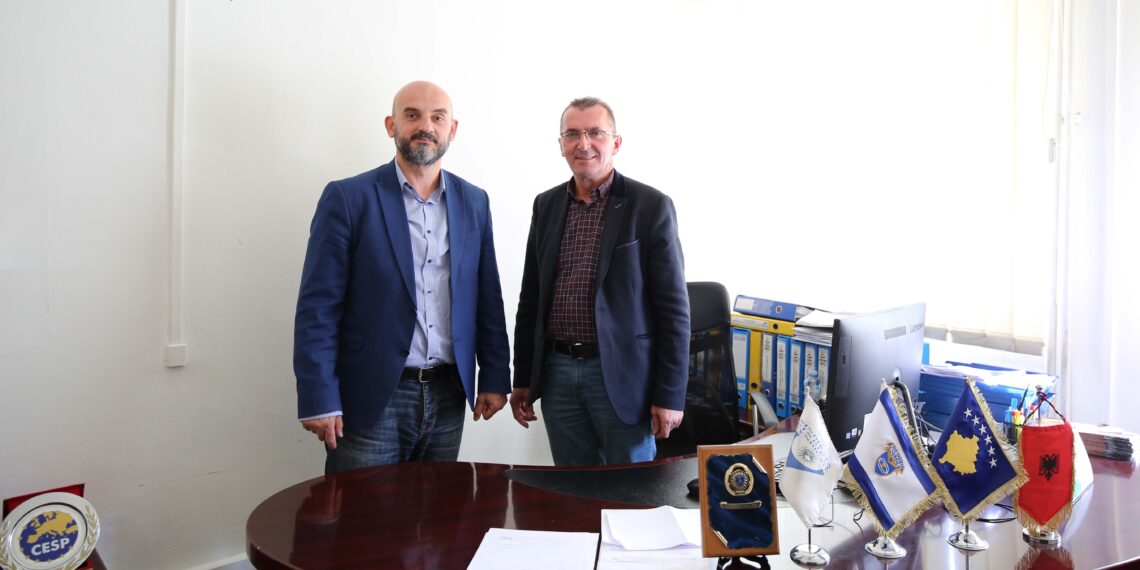 Sot me datë 21.11.2022, Kryetari i Sindikatës së Doganës z. Ali Vitija ka vizituar Sindikatën e Policisë së Kosovës me qëllim të bashkëpunimit dhe bashkëveprimit për përmirësimin e mirëqenies së punonjësve të këtyre dy institucioneve.