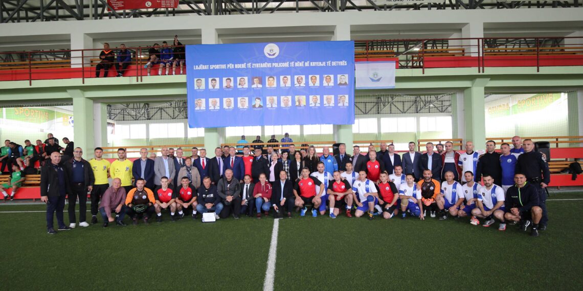 Sindikata e Policisë së Kosovës nderon 22 heronjtë e PK-së të cilët kanë rënë në kryerje të detyrës zyrtare