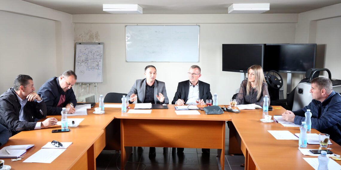 Me datë 12.05.2023, Këshilli Drejtues i Sindikatës së Policisë ka mbajtur takimin e radhës ku kryesishtë është diskutuar për pakënaqësitë e shprehura nga pjestarët e policisë lidhur me kushtet në në cilat punojnë