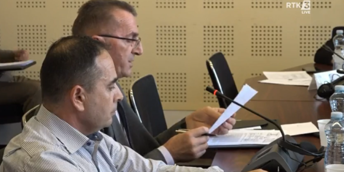 Sot me datë 06.02.2024, Kryetari i Sindikatës së Policisë së Kosovës z.Imer Zeqiri i shoqëruar nga Nënkryetari z.Avdi Hoti, lidhur me peticionin e dërguar në Kuvendin e Republikës së Kosovës, kanë raportuar në Komisionin për të Drejtat e Njeriut, Barazi Gjinore, për Persona të Pagjetur, Viktimat e Dhunës Seksuale të Luftës dhe Peticione.