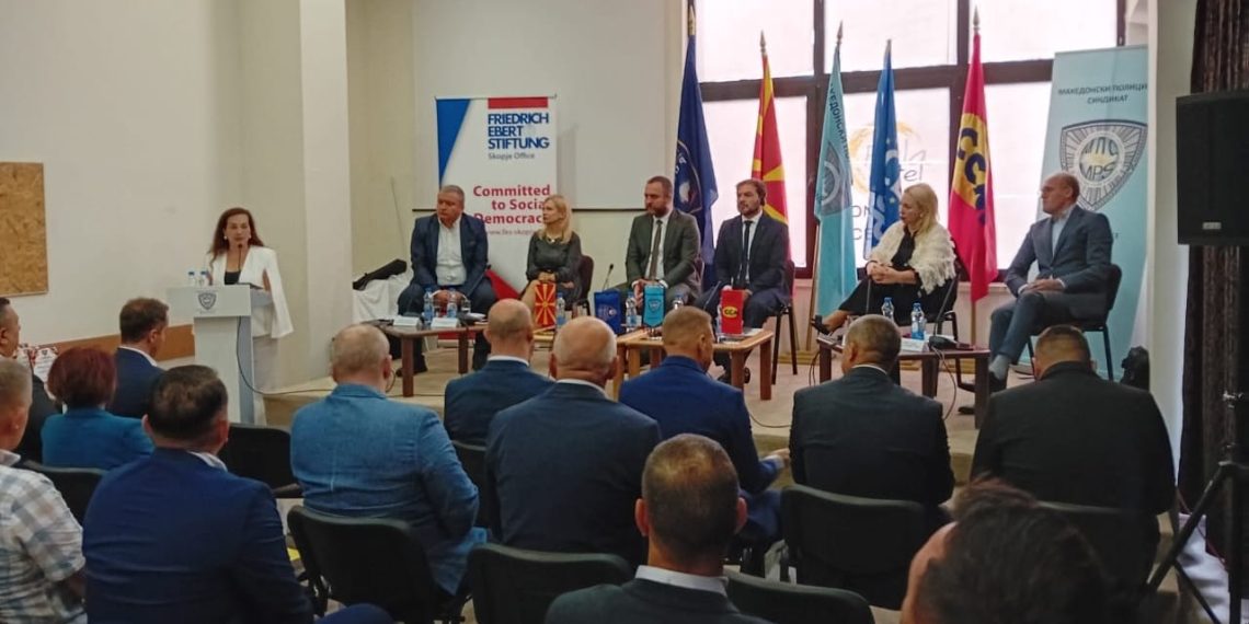 Kryesia e Sindikatës së Policisë së Kosovës, me ftesë të Sindikatës së Policisë së Maqedonisë, ka realizuar një vizitë zyrtare me rastin e Lojërave të 22-ta të Sindikatës së Policisë së Maqedonisë. Gjatë kësaj vizite, përfaqësuesit e Sindikatës së Policisë së Kosovës patën mundësinë të marrin pjesë në këtë ngjarje të rëndësishme sportive dhe të krijojnë ura të reja bashkëpunimi mes dy sindikatave